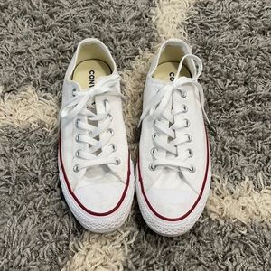 Low-Top White All Star Converse